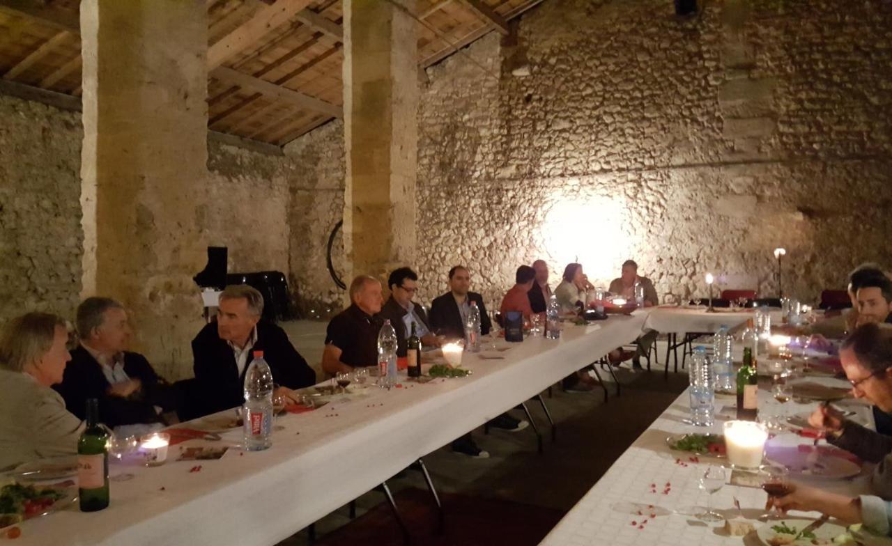 Chateau Le Truch Montussan Luaran gambar