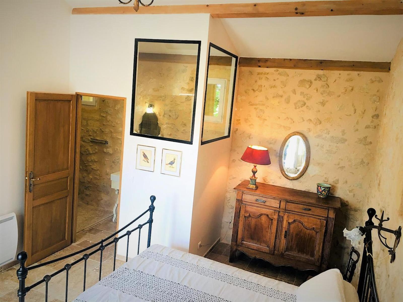 Chateau Le Truch Montussan Bilik gambar